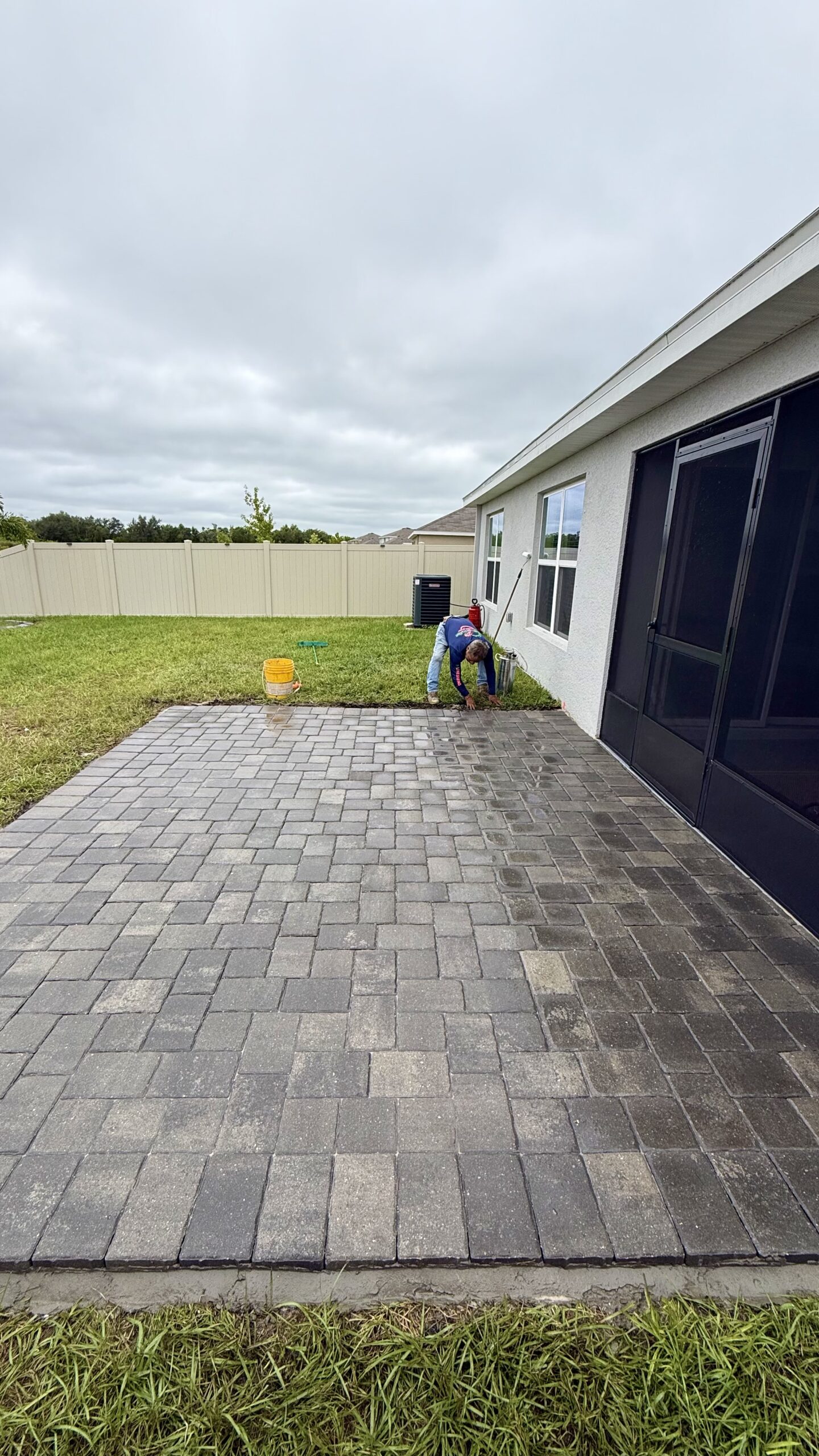 E9FDA8EE-E9C8-4A80-BBCC-7A4A2EDE4D12_1_201_a